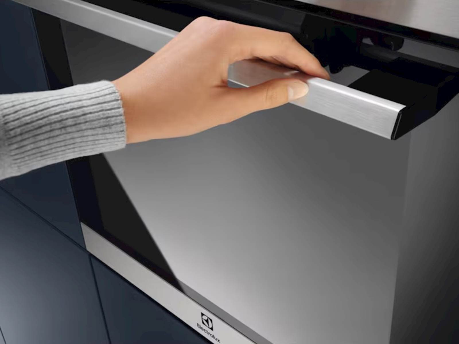 Ugradbena pećnica Electrolux EOF3H40BX - Slika 4